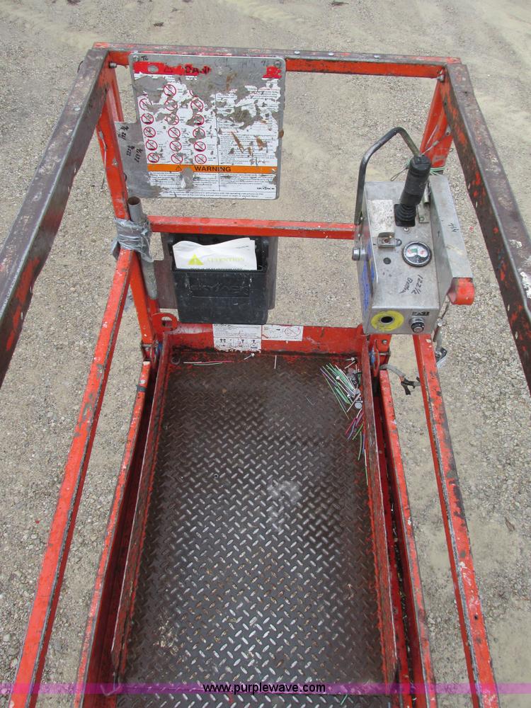 image for item F4287 Skyjack SJ111 3219 scissor lift