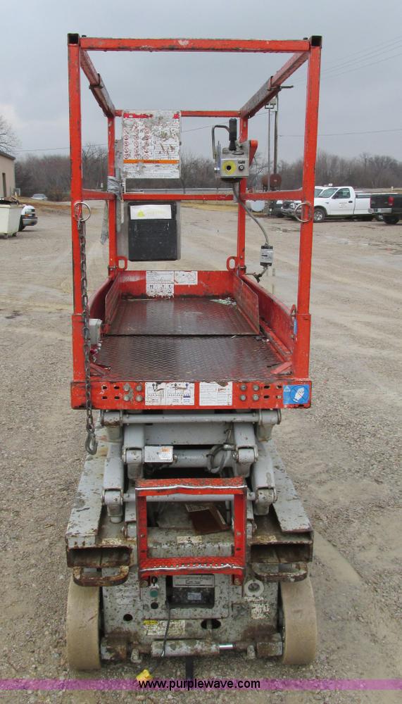 image for item F4287 Skyjack SJ111 3219 scissor lift