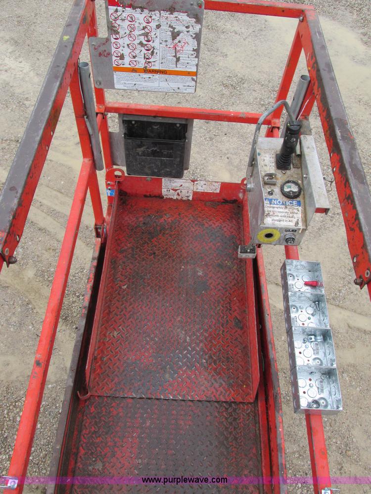 image for item F4288 Skyjack SJ111 3219 scissor lift
