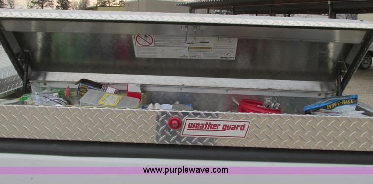 image for item F4290 2000 Ford F150 pickup truck