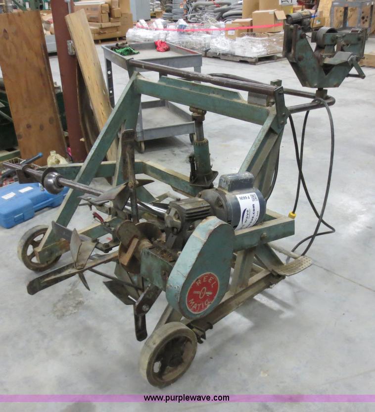 ReelOMatic wire dispenser/counter in Parsons, KS Item F6606 sold Purple Wave