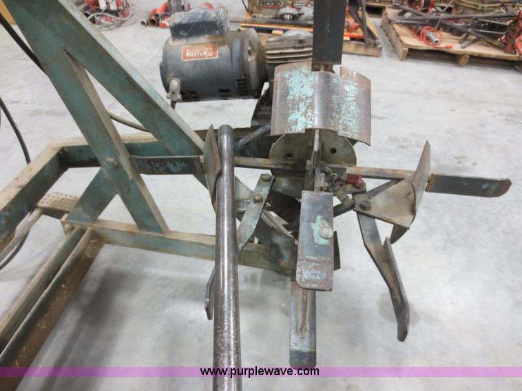 image for item F6606 Reel-O-Matic wire dispenser/counter