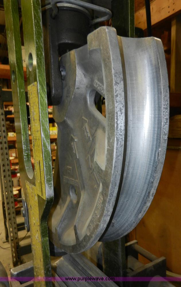 image for item X9062 Greenlee 881/CT Cam Track hydraulic bender