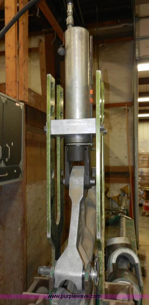 image for item X9062 Greenlee 881/CT Cam Track hydraulic bender