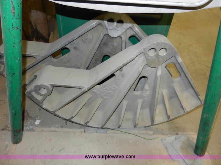 image for item X9062 Greenlee 881/CT Cam Track hydraulic bender