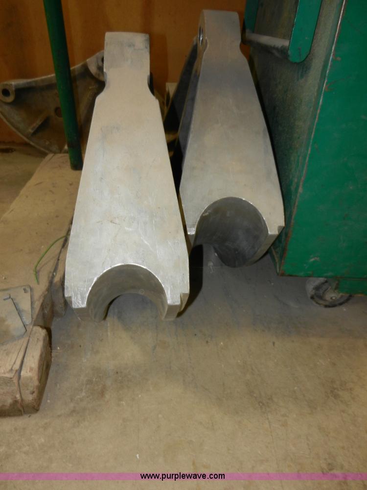 image for item X9062 Greenlee 881/CT Cam Track hydraulic bender