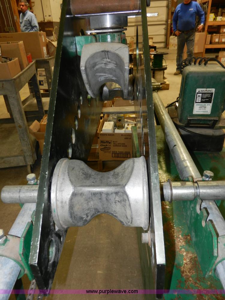 image for item X9063 Greenlee 884 portable hydraulic bender
