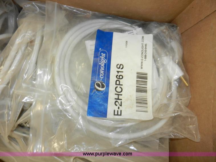 image for item X9139 Approximately 35 Halide lights