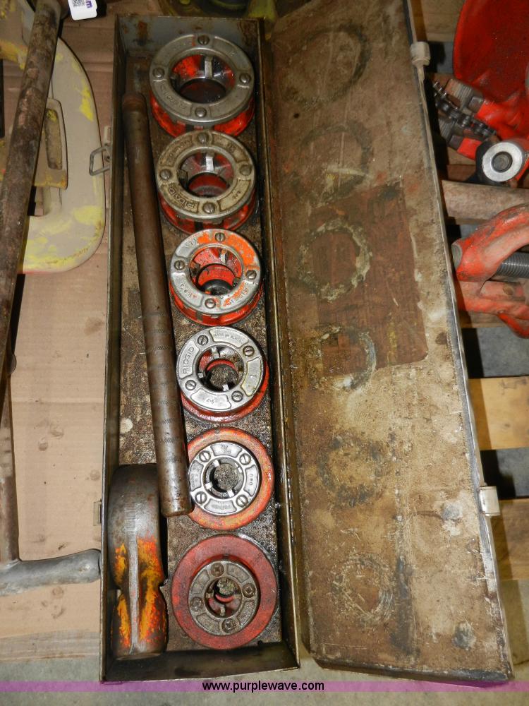 image for item X9196 Assorted pipe threader equipment