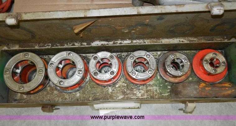 image for item X9196 Assorted pipe threader equipment