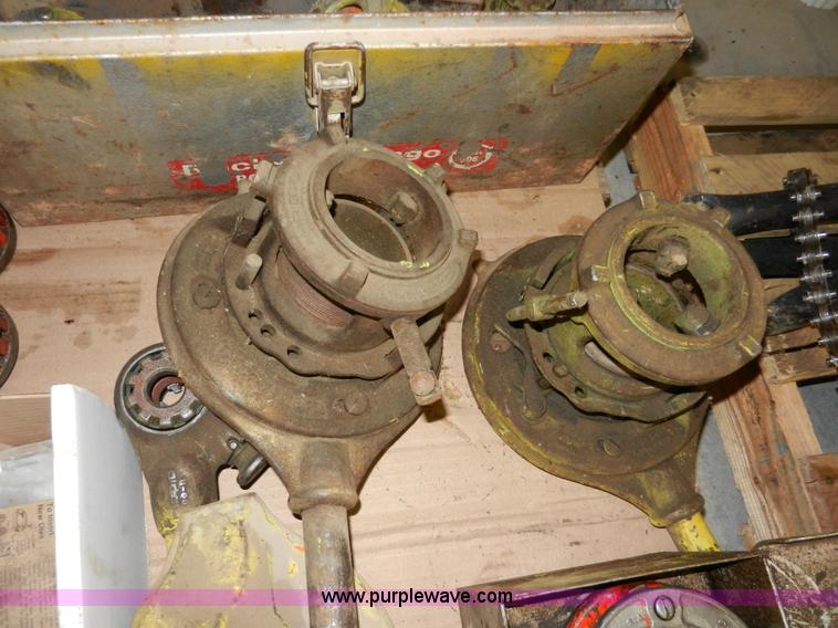 image for item X9196 Assorted pipe threader equipment