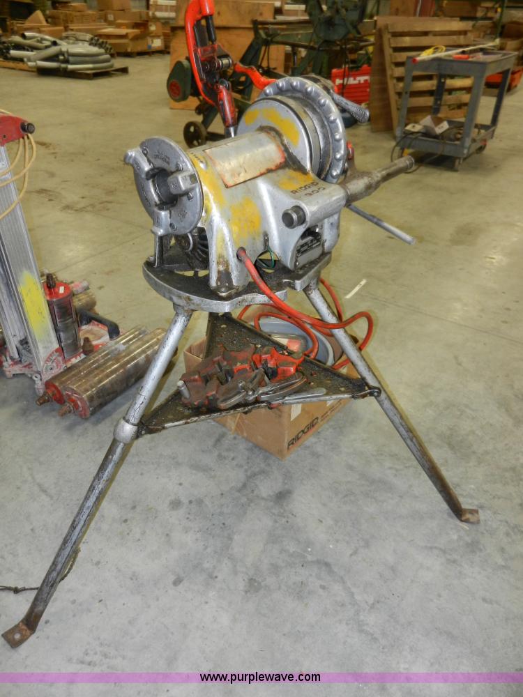 image for item X9197 Ridgid 300 pipe threader unit