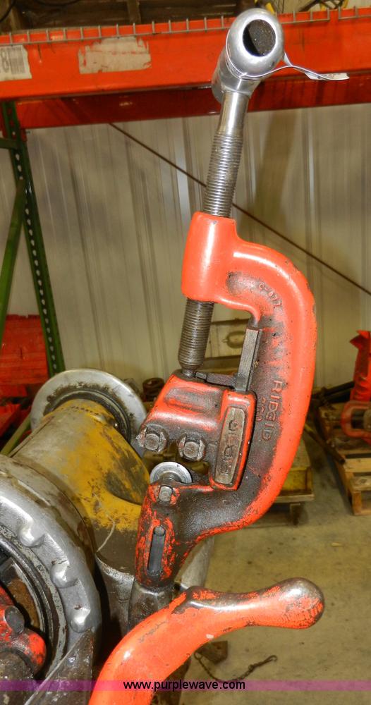 image for item X9197 Ridgid 300 pipe threader unit
