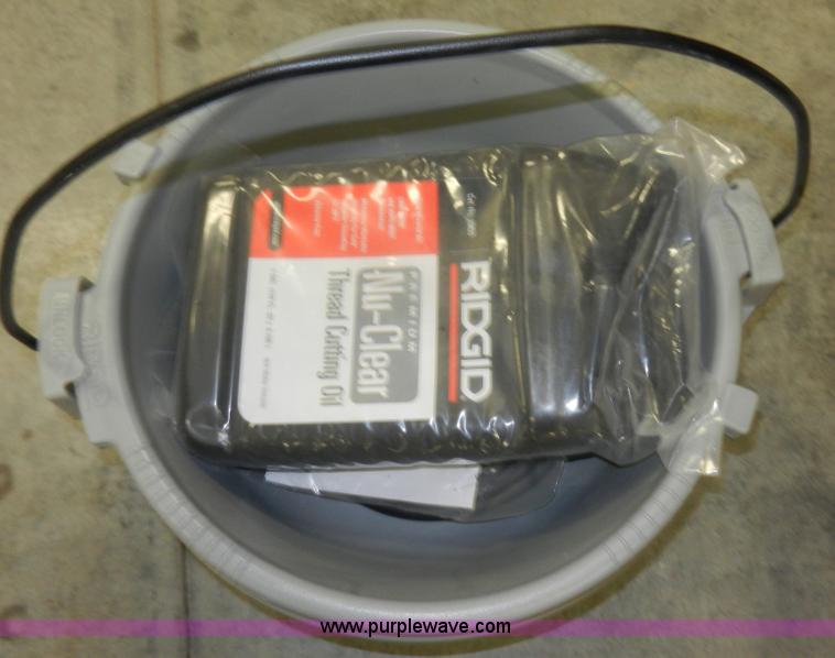 image for item X9197 Ridgid 300 pipe threader unit