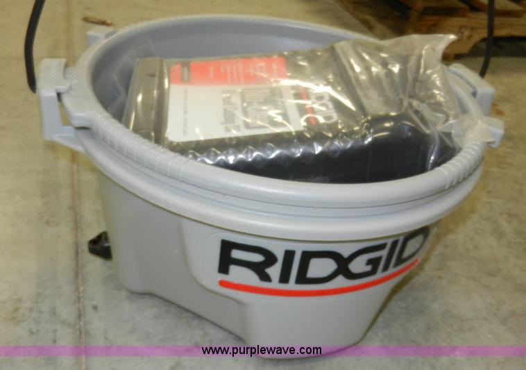 image for item X9197 Ridgid 300 pipe threader unit