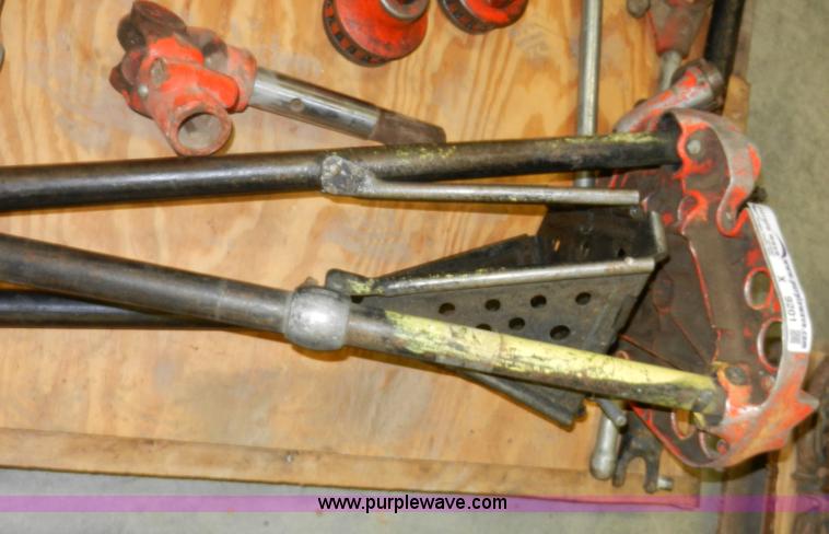 image for item X9201 Ridgid pipe threader unit