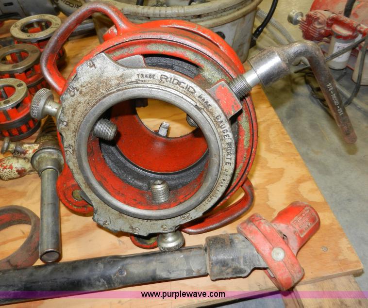 image for item X9201 Ridgid pipe threader unit