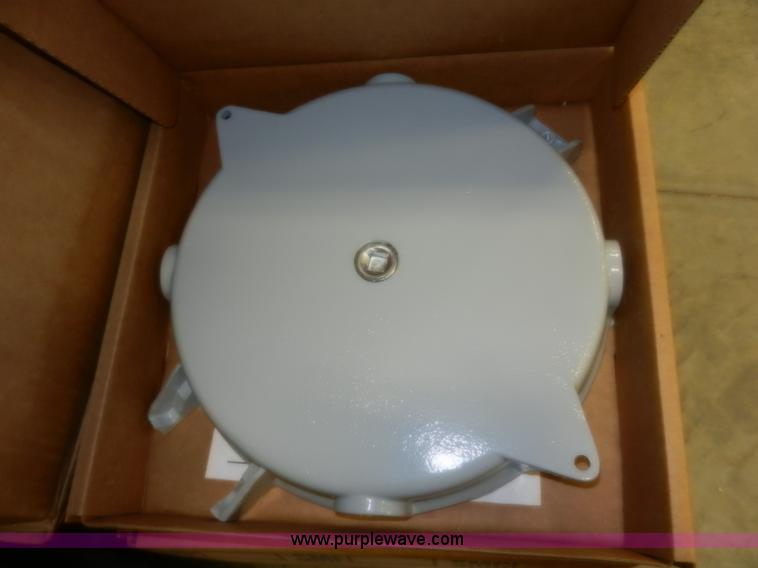 image for item X9789 Light fixtures for hazardous locations