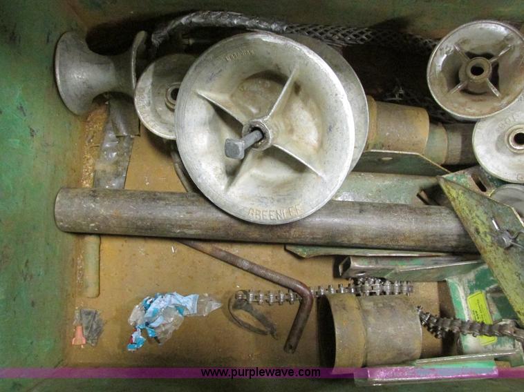 image for item Y9593 Greenley 686 cable puller