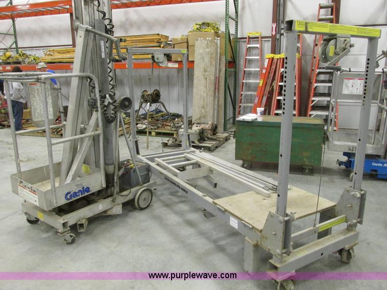 image for item Y9599 (2) Genie lifts