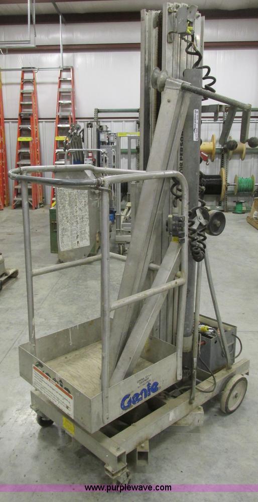 image for item Y9599 (2) Genie lifts