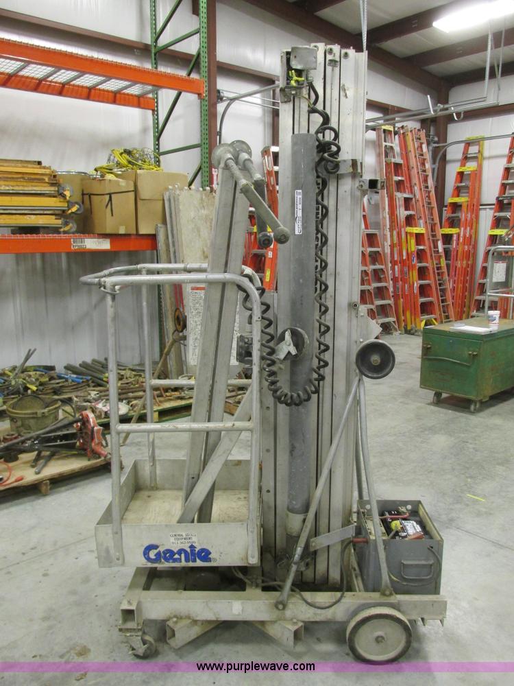 image for item Y9599 (2) Genie lifts