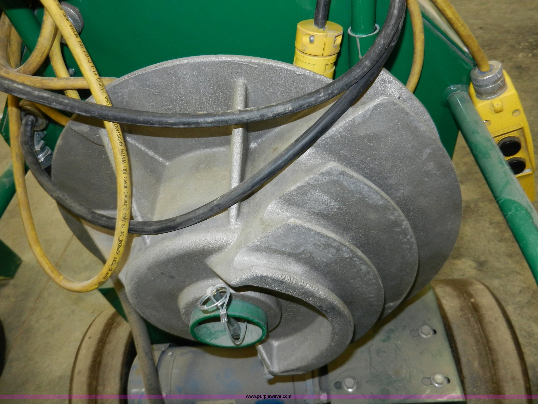 Greenlee 555 speed bender in Parsons, KS | Item X9124 sold | Purple Wave