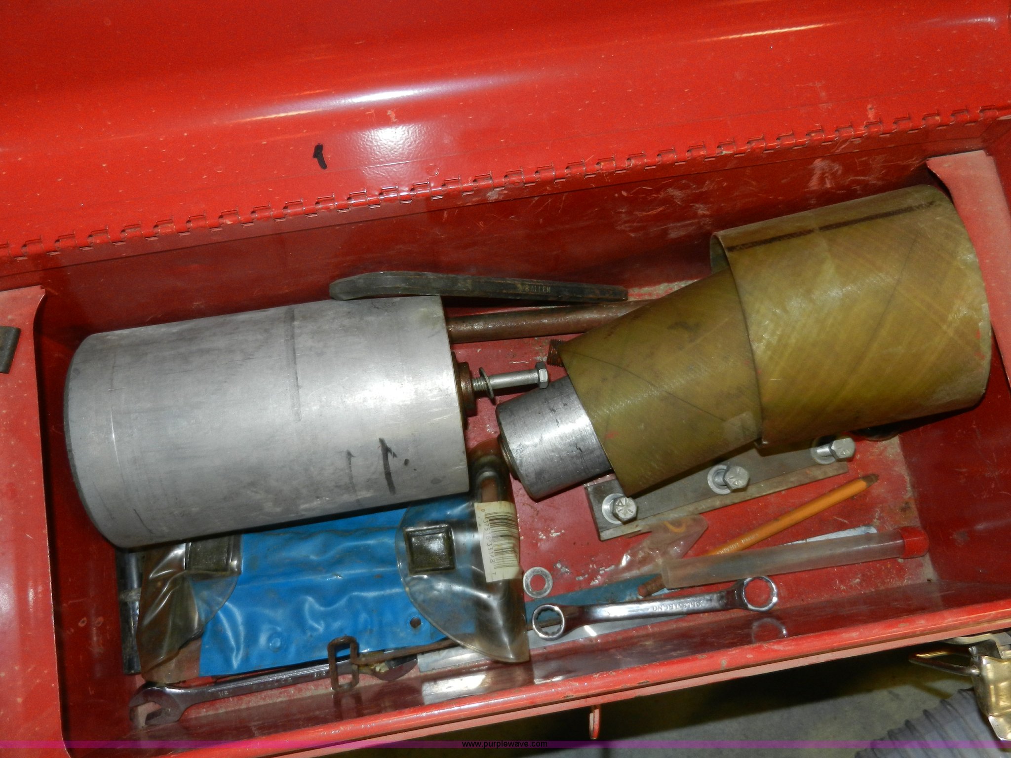 Smith fiberglass tapering tool in Parsons, KS Item X9184 sold