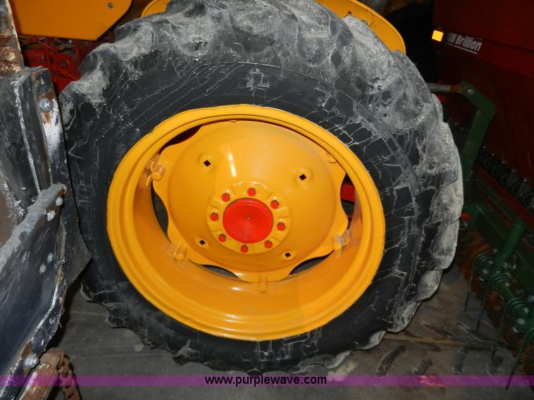 image for item A3914 1968 Case 440 industrial tractor