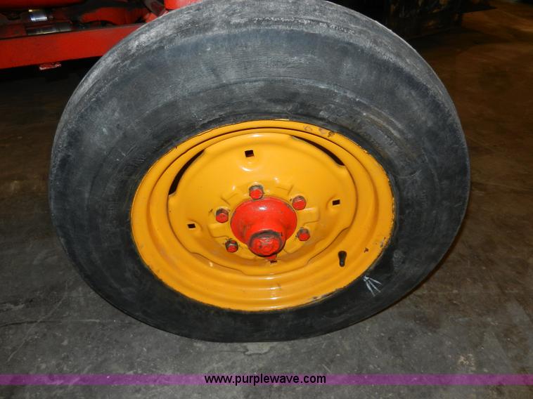 image for item A3914 1968 Case 440 industrial tractor