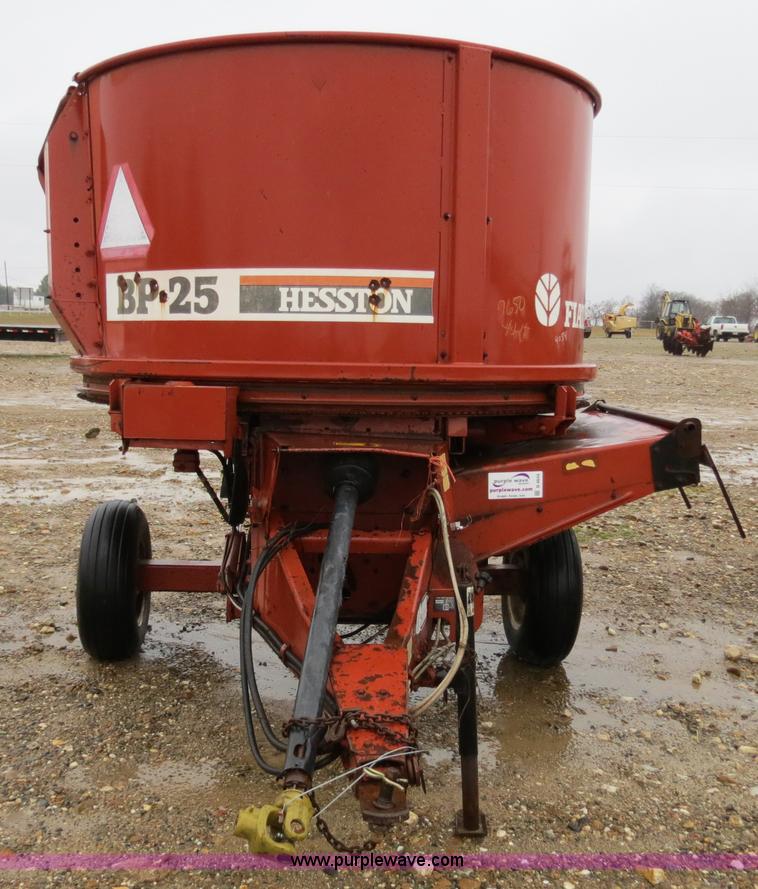 image for item B4644 Hesston BP25 bale processor