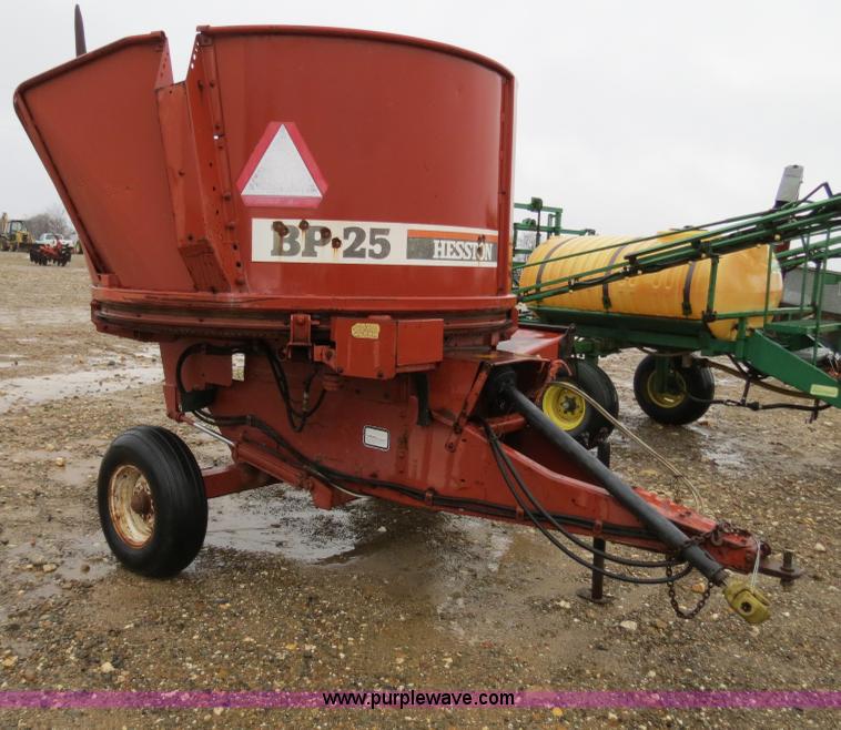 image for item B4644 Hesston BP25 bale processor