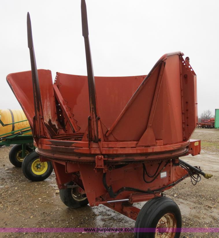 image for item B4644 Hesston BP25 bale processor