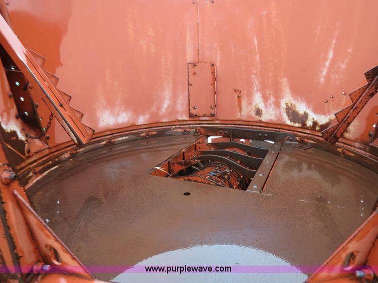 image for item B4644 Hesston BP25 bale processor