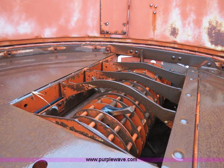 image for item B4644 Hesston BP25 bale processor