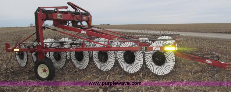 image for item B5378 2008 H&S HDX-14 V-style hay rake