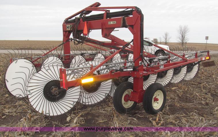 image for item B5378 2008 H&S HDX-14 V-style hay rake
