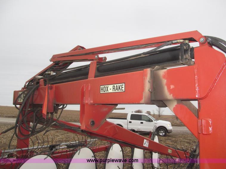image for item B5378 2008 H&S HDX-14 V-style hay rake