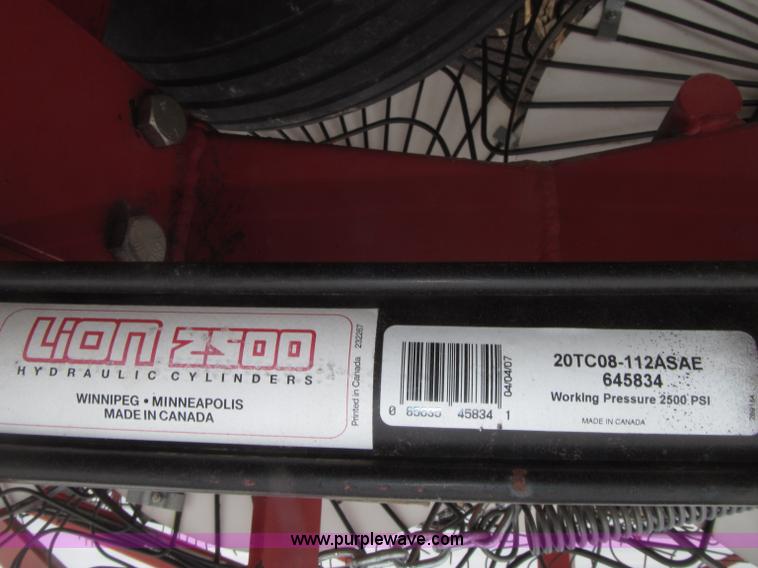 image for item B5378 2008 H&S HDX-14 V-style hay rake