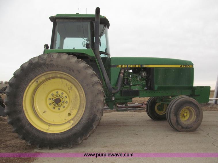 image for item B5379 1992 John Deere 4760 tractor