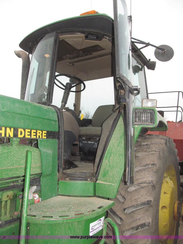 image for item B5379 1992 John Deere 4760 tractor