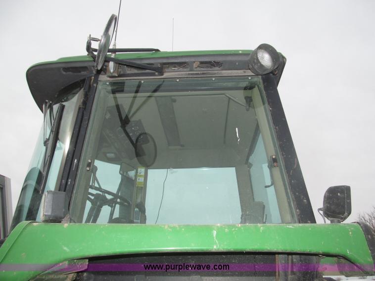 image for item B5379 1992 John Deere 4760 tractor