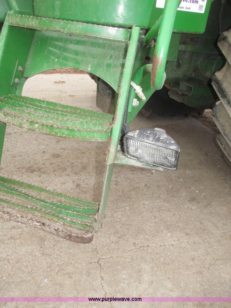 image for item B5379 1992 John Deere 4760 tractor