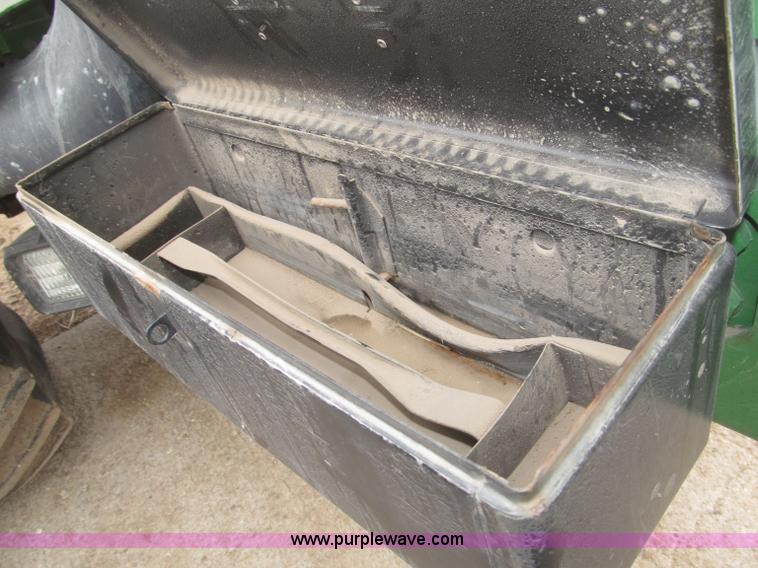 image for item B5379 1992 John Deere 4760 tractor