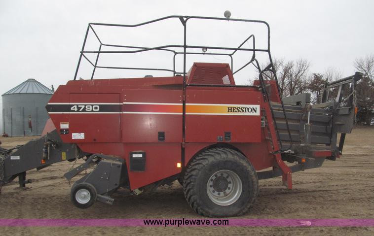 image for item B5380 2007 Hesston 4790 large square baler