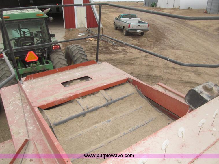 image for item B5380 2007 Hesston 4790 large square baler