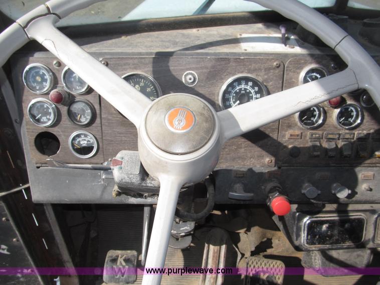 image for item B5387 1976 Kenworth C500 tandem axle flatbed truck