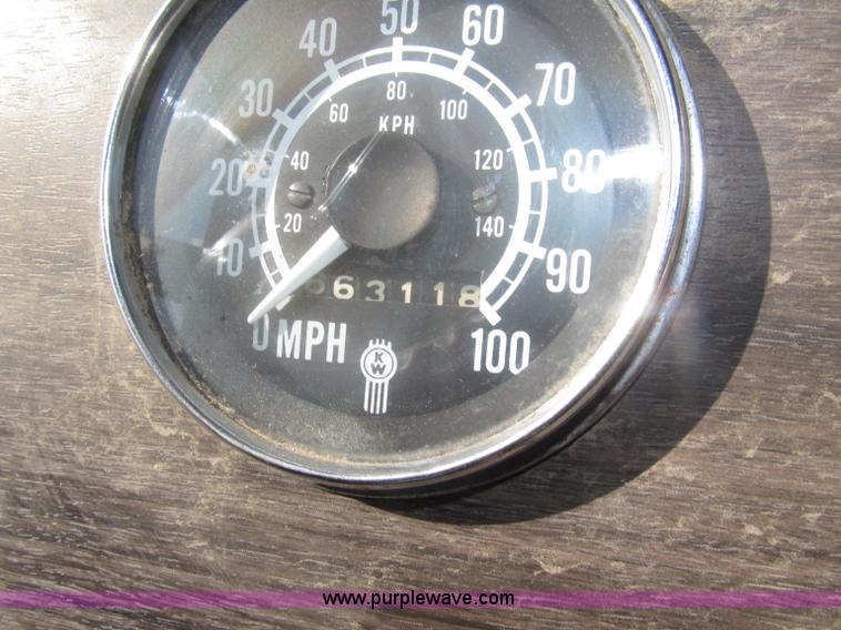 image for item B5387 1976 Kenworth C500 tandem axle flatbed truck