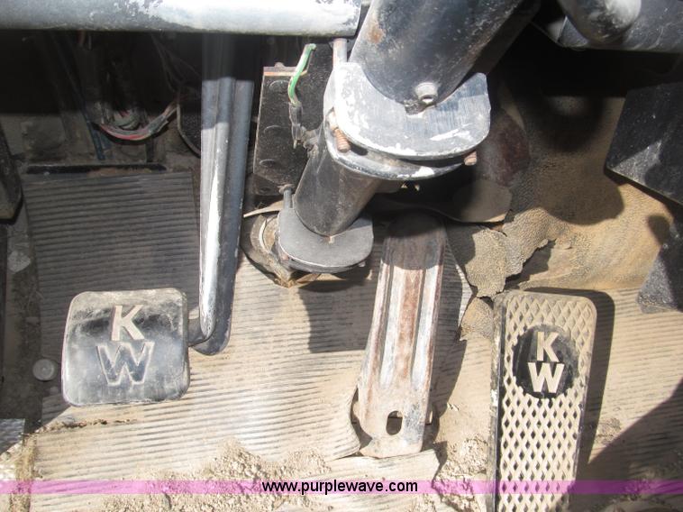 image for item B5387 1976 Kenworth C500 tandem axle flatbed truck