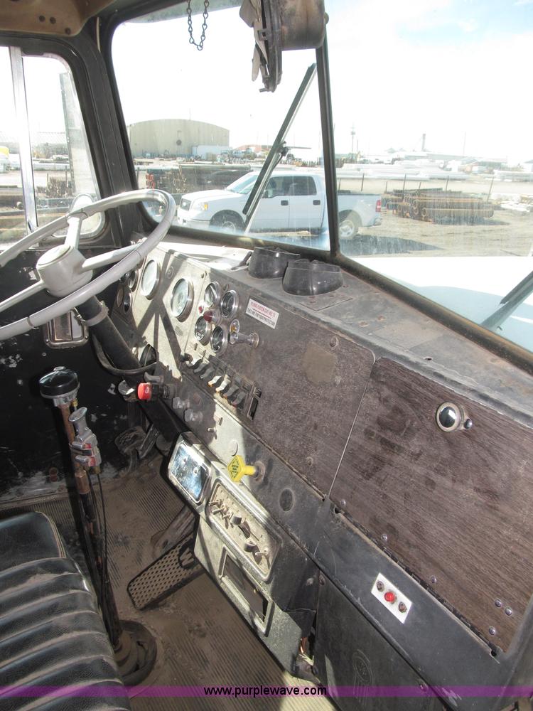 image for item B5387 1976 Kenworth C500 tandem axle flatbed truck